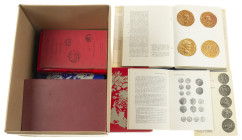 Miscellaneous - Literature - Ancient - Lot publications concerning Roman numismatics inc. Stevenson 'Dictionary of Roman Coins' and Kleiasien zur Röme...
