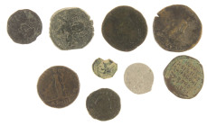Ancient coins in lots - Miscellaneous - A small lot ancient coinage including 3 Byzantine Folles, 1 Republican Denarius, 2 Sestertii (Traianus and Mar...