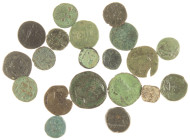 Ancient coins in lots - Miscellaneous - A lot with ancient bronzes: 7 x Greek/Hellenistic, 7 x (Greek) Roman and 5 pieces with countermarks (the usual...