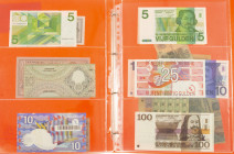 Banknotes in albums - Netherlands - Album banknotes Netherlands 1943-1997 among which 50 Gulden 1982 Zonnebloem, 100 Gulden 1970 De Ruyter, etc.