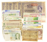 Banknotes in boxes - Netherlands - Small box banknotes Netherlands among which 25 Gulden 1944 Princes, 50 Gulden 1982 Zonnebloem, etc. + some world ba...