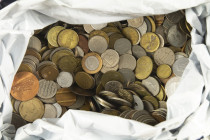 Coins world in big boxes - cannot be shipped - Kilos - Box with approx. 10 kg. various world coins