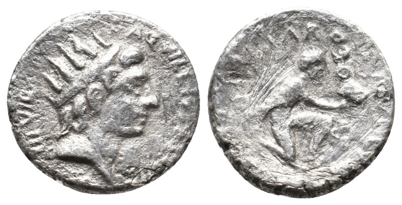 AUGUSTUS (27 BC-14 AD). Denarius. Rome; L. Aquillius Florus, moneyer.
Obv: L AQ...