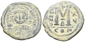 JUSTINIAN I, 527-565 AD. AE, Follis. Constantinople. 21.66g 38.3m