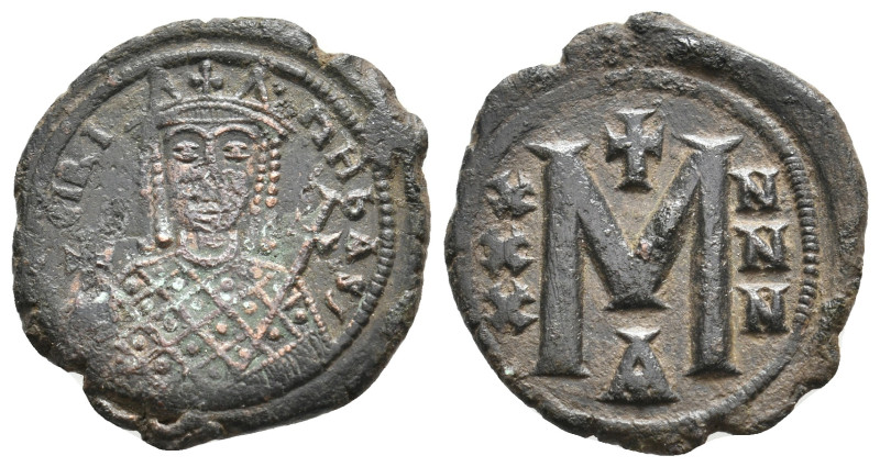 IRENE. Sole Reign, 797-802 AD. Æ Follis. Constantinople mint.
Obv. Crowned faci...