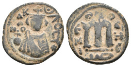 UMAYYAD.Pseudo-Byzantine type, imitating the types of CONSTANS II, 640-650 AD. AE, Fals. 3.62g 20.70m