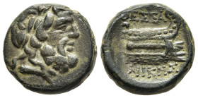 MACEDON. Thessalonica. AE (Late 2nd-early 1st centuries BC).

Obv: Diademed head of Poseidon right.
Rev. ΘEΣΣA–ΝΙΚΗΣ
Prow right.

SNG Cop. 372 (Var.);...
