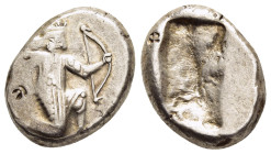 ACHAEMENID EMPIRE. Time of Dareios I to Xerxes II. Siglos (circa 420-350 BC). Sardes.

Obv: Persian king in kneeling-running stance right, holding dag...