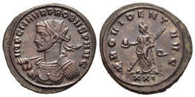 PROBUS (276-282). Antoninianus. Siscia.

Obv: IMP C M AVR PROBVS P AVG.
Radiate and cuirassed bust left, holding spear.
Rev: PROVIDENT AVG/ Q // XXI.
...