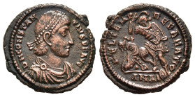 CONSTANTIUS II (337-361). Half Centenionalis. Antioch.

Obv: D N CONSTANTIVS P F AVG.
Diademed, draped and cuirassed bust left, holding globus.
Rev: F...