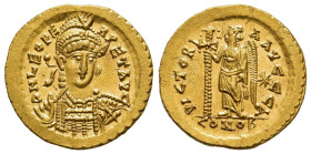 LEO I (457-474). Gold Solidus. Constantinople.

Obv: D N LEO PERPET AVG.
Helmeted and cuirassed bust facing slightly right, holding spear and shield d...
