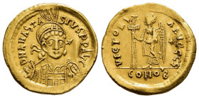 ANASTASIUS I (491-518). Gold Solidus. Constantinople.

Obv: D N ANASTASIVS P P AVG.
Helmeted and cuirassed bust facing slightly right, holding spear a...