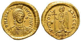 ANASTASIUS I (491-518). Gold Solidus. Constantinople.

Obv: D N ANASTASIVS P P AVG.
Helmeted and cuirassed bust facing slightly right, holding spear a...