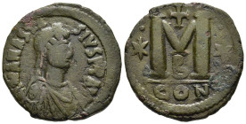 ANASTASIUS (491-518). Follis. Constantinople.

Obv: D N ANASTASIVS P AVG.
Diademed, draped and cuirassed bust right.
Rev: Large M between two stars wi...