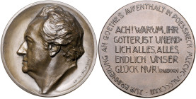Frankfurt, Stadt. 
Medaillen auf Johann Wolfgang von Goethe. Bronzemedaille 1923 (v. Stettner) Zur Erinnerung an seinen Aufenthalt in Pössneck 1823. ...