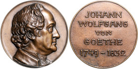 Frankfurt, Stadt. 
Medaillen auf Johann Wolfgang von Goethe. Bronzegussmedaille o.J. (v. Wegener/Brechlin/Ball) auf seinen 100. Todestag. Förschner&n...