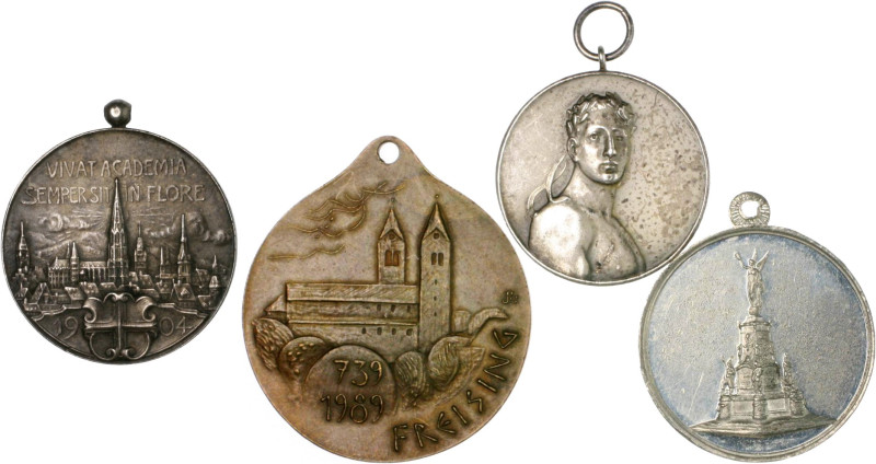 Freiburg, Stadt. 
Lot von 4 Stücken: Zinnmedaille 1876 (unsign.) auf die Errich...