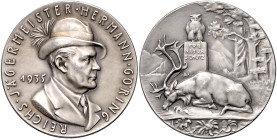Medaillen von Karl Goetz. 
Silbermedaille 1935 Reichsjägermeister Hermann Göring, i. Rd: BAYER. HAUPTMÜNZAMT FEINSILBER. Kienast&nbsp;505, Slg.&nbsp;...
