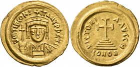 Tiberius II Constantine, 578-582. Solidus (Gold, 21 mm, 4.41 g, 6 h), Ravenna, RY 8 = 581/2. D m TIB CONSTANT P P AVI Draped and cuirassed bust of Tib...