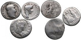 Lot of Roman Empire AR Denarius (2 BC - AD 68) (3)
Various condition. Sold as seen, no return.Otho 69 AD. 2.80g. 19mm. RIC 21.Augustus (BC 2 - 4 AD) 2...