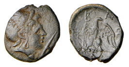 MACEDONIA - PELLA O AMPHIPOLIS - PERSEUS (179-168 a.C.) AE 20 - D/Testa elmata di Perseo a d. con arpa R/Aquila spiegata con B A e monogramma - Ae - S...