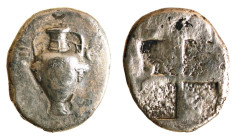 MACEDONIA - TERONE (circa 490-480 a.C.) TETRADRAMMA gr.13,0 - D/Anfora vinaria ornata ai lati da due grappoli d'uva R/Quadrato incuso quadripartito co...