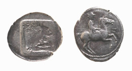 MACEDONIA - PERDIKKAS II (451-413 a.C.) TETROBOLO gr.2,2 - D/Cavaliere con lance a d. entro cerchio perlinato R/Entro quadrato incuso la protome leoni...