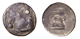 THRACIA - MARONEIA (circa 500-450 a.C.) DRACMA gr.3,2 - D/Protome equina a d con sopra e sotto un globo R/Entro quadrato incuso e perlinato testa di a...