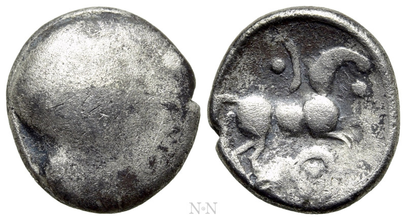 CENTRAL EUROPE. Boii. Obol (1st century BC). Type "Roseldorf I". 

Obv: Plain ...