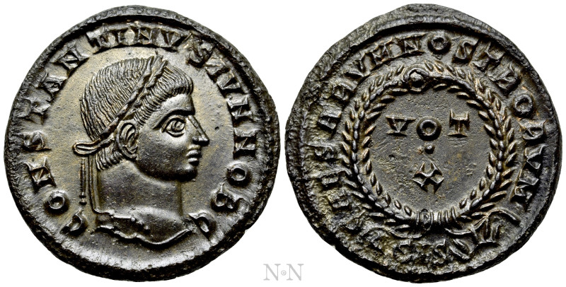 CONSTANTINE II (Caesar, 316-337). Follis. Siscia. 

Obv: CONSTANTINVS IVN NOB ...