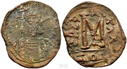 CONSTANTINUS IV POGONATUS (668-685). Follis. Constantinople. Dated RY 30 (683/4)