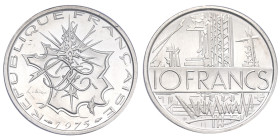 France, Cinquième République (1958-présent), 10 francs Mathieu Piéfort argent, 1975, AG 23,2 g.
Réf: 	KM# 940, GadR# 814
Conservation: PCGS SP67...