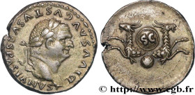 DIVUS VESPASIAN
Type : Denier 
Date : 80 
Mint name / Town : Rome 
Metal : silver 
Millesimal fineness : 900  ‰
Diameter : 18  mm
Orientation dies : 6...