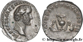 ANTONINUS PIUS
Type : Denier 
Date : 139 
Mint name / Town : Rome 
Metal : silver 
Millesimal fineness : 850  ‰
Diameter : 17,5  mm
Orientation dies :...