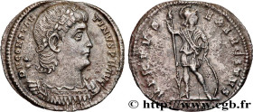 CONSTANTINE II
Type : Miliarense léger 
Date : 337-338 
Mint name / Town : Constantinople 
Metal : silver 
Diameter : 21,5  mm
Orientation dies : 12  ...