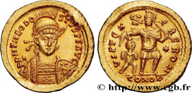 THEODOSIUS II
Type : Solidus 
Date : 441 
Mint name / Town : Constantinople ou atelier de campagne en Thrace 
Metal : gold 
Millesimal fineness : 1000...