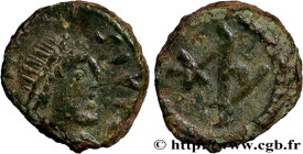 ANASTASIUS
Type : Nummia 
Date : c. 491-498 
Mint name / Town : Constantinople 
Metal : copper 
Diameter : 9  mm
Orientation dies : 6  h.
Weight : 0,7...