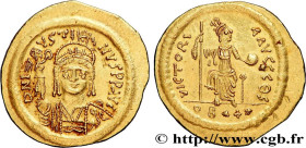JUSTIN II
Type : Solidus de 22 siliques 
Date : 566-578 
Mint name / Town : Constantinople 
Metal : gold 
Millesimal fineness : 1000  ‰
Diameter : 20 ...
