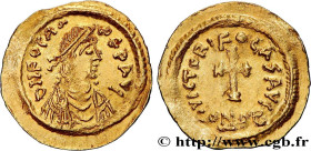 PHOCAS
Type : Tremissis 
Date : 607-609 
Mint name / Town : Constantinople 
Metal : gold 
Millesimal fineness : 1.000  ‰
Diameter : 16,5  mm
Orientati...