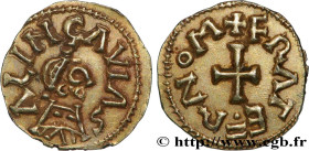 LANGEAIS (ALINGAVIAS) - Indre-et-Loire
Type : Triens, FRATERNVS monétaire 
Date : c. 585-675 
Mint name / Town : Langeais (37) 
Metal : gold 
Diameter...