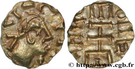 QUENTOVIC (WICVS IN PONTIO)
Type : Triens, monétaire ANGLVS I, type VIIIa 
Date : (VIIe siècle) 
Mint name / Town : Étaples-sur-Mer (région d’) 
Metal...