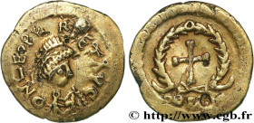 PSEUDO-IMPERIAL COINAGE AT NAME OF LEO I
Type : Tremissis fourré 
Date : c. 500 
Metal : gold 
Diameter : 14,5  mm
Orientation dies : 6  h.
Weight : 1...