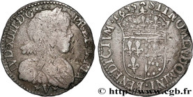 LOUIS XIV "THE SUN KING"
Type : Douzième d'écu de Navarre à la mèche longue 
Date : 1655 
Mint name / Town : Saint-Palais 
Metal : silver 
Millesimal ...