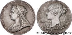 GREAT-BRITAIN - VICTORIA
Type : Médaille, 60e anniversaire de règne de Victoria 
Date : 1897 
Metal : silver 
Diameter : 55,5  mm
Engraver : G. W. de ...