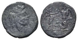 T. Cloelius, Rome, 98 BC. AR Quinarius (16.5mm, 1.82g, 6h). Laureate head of Jupiter r. R/ Victory standing r., crowning trophy placed on the head of ...