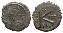 Justin II (565-578). Æ 20 Nummi (22mm, 4.71g, 6h). Thessalonica, year 3 (567/8). Helmeted and cuirassed facing bust, holding globus cruciger and shiel...