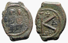 Justin II and Sophia (565-578). Æ 20 Nummi (25mm, 7.23g, 6h). Thessalonica, year 5 (569/70). Nimbate figures of Justin and Sophia seated facing on dou...