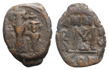Heraclius (610-641). Æ 40 Nummi (22.5mm, 4.92g, 6h). Constantinople. Heraclius, in centre, flanked by Martina, on l., and Heraclius Constantine, on r....