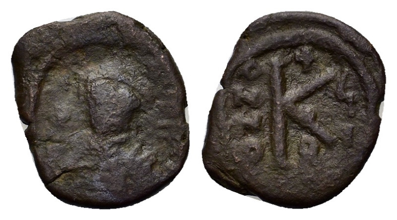 Constans II (641-668). Æ 40 Nummi (21,5mm, 2.3g). Constantinople. Constans weari...