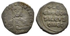 Leo VI (886-912). Æ40 Nummi (29mm, 5.7g). Constantinople, . Facing bust, holding akakia R/ Legend in four lines. DOC 8; Sear 1729.